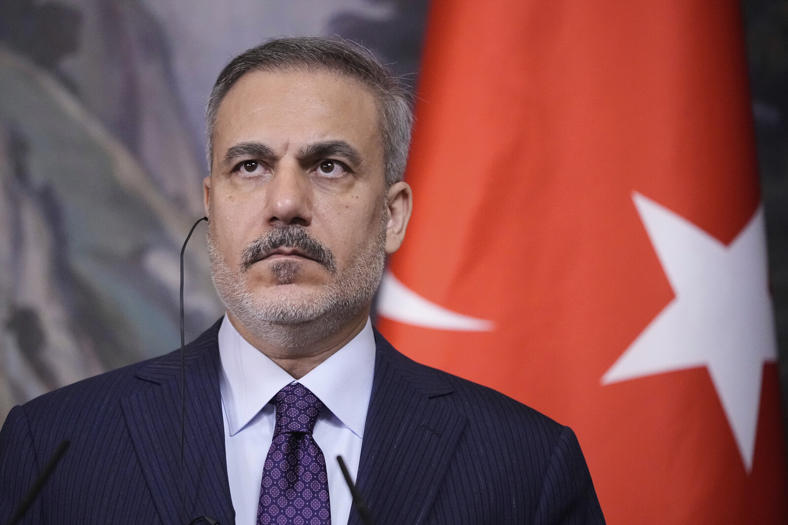 Turkey Closes Airspace to Israel