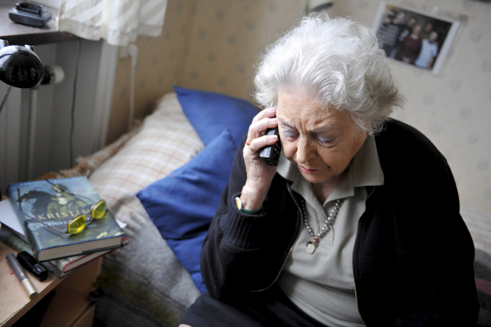 Police Report Decline in Elderly Scam Cases and Profits