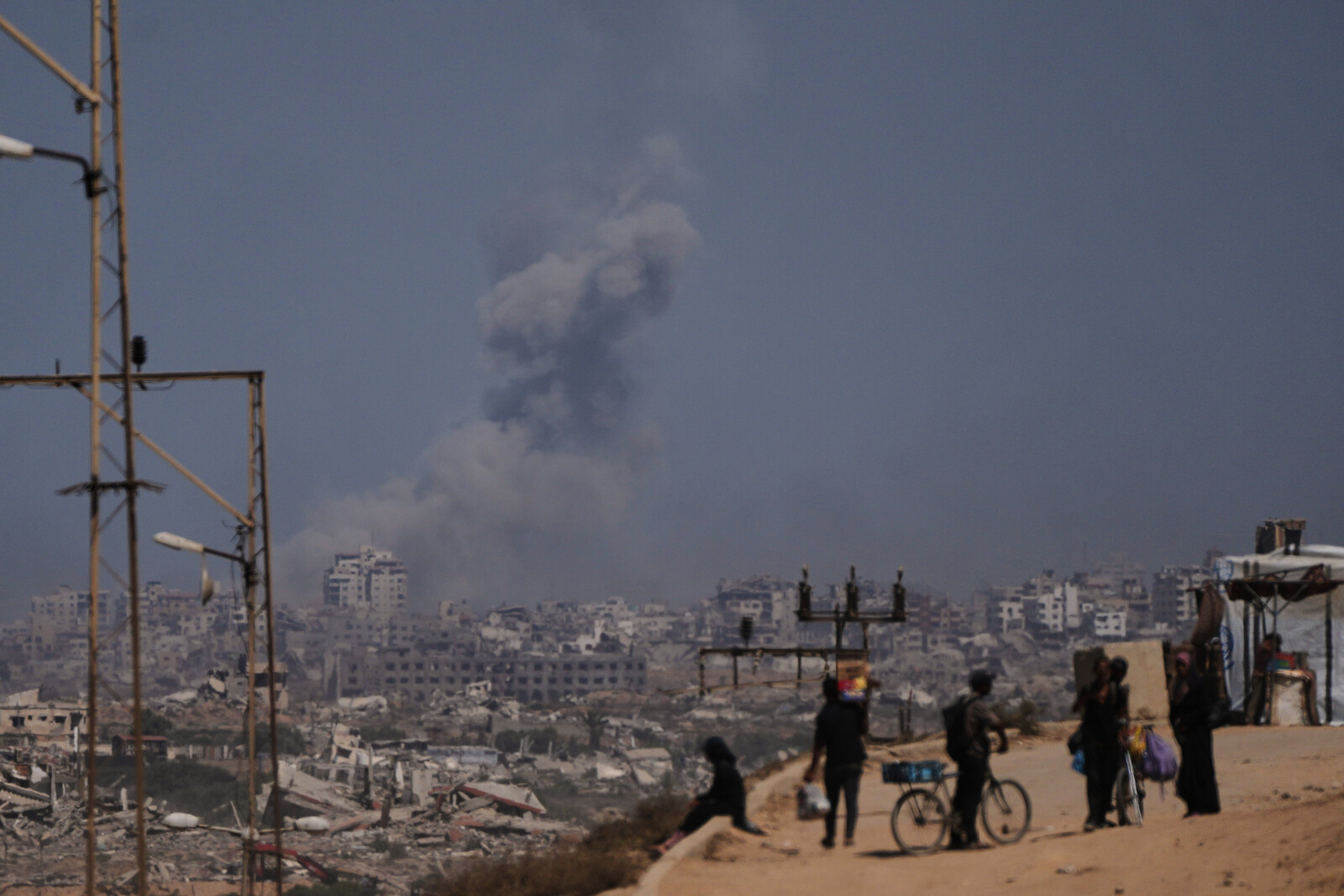 Israeli Military Encircles Gaza City,