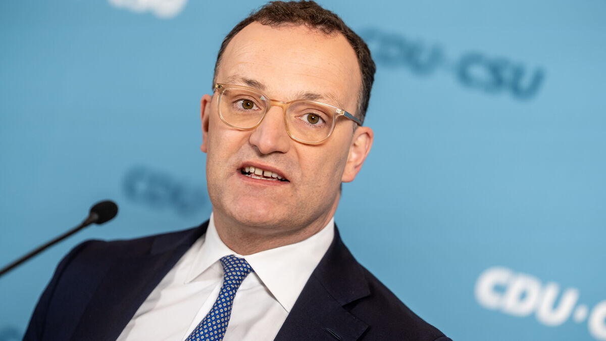 German ex-minister Jens Spahn faces criticism over surrogacy child