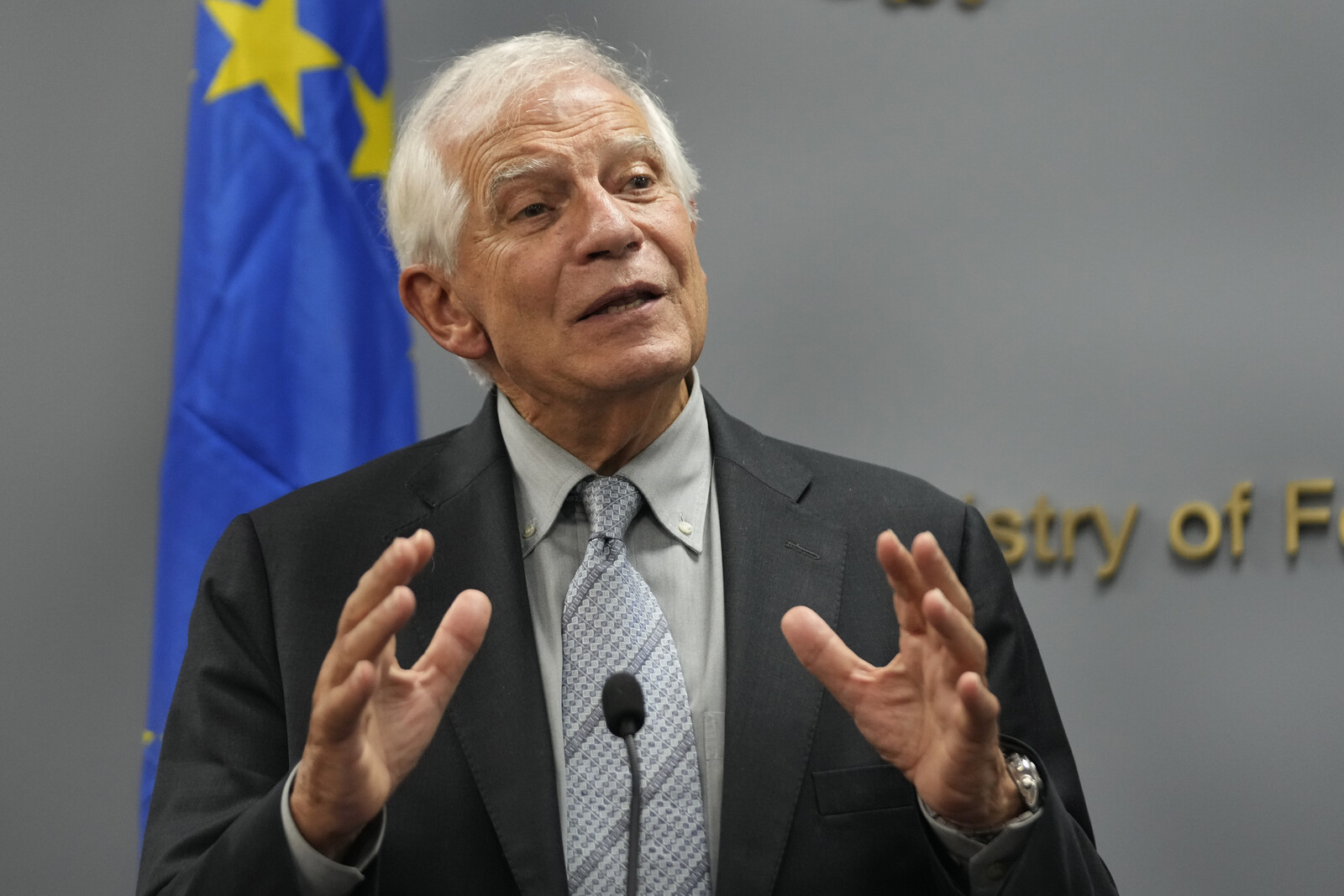 EU Chief: Can't Stop Netanyahu