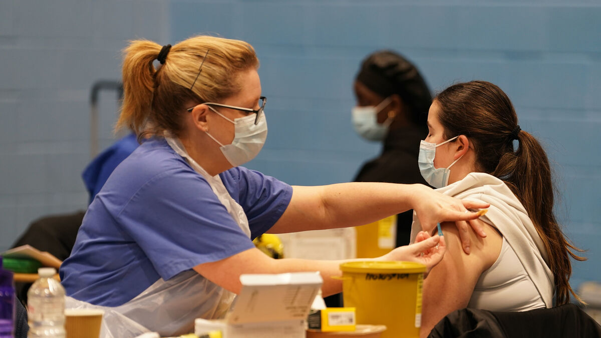More confirmed cases of meningitis in the UK as total rises to 34