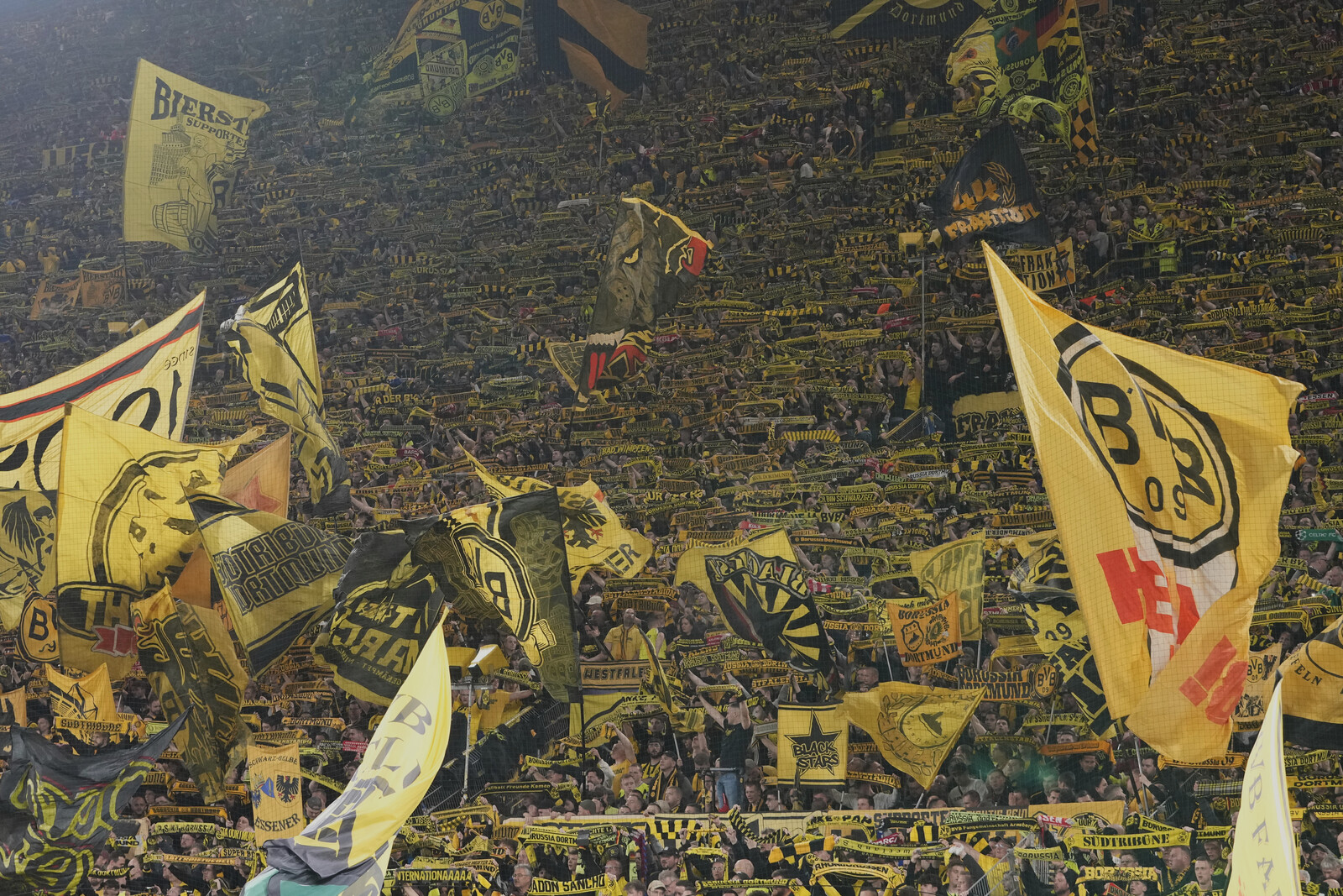 Borussia Dortmund Challenges AfD Over Unauthorized Sticker Use