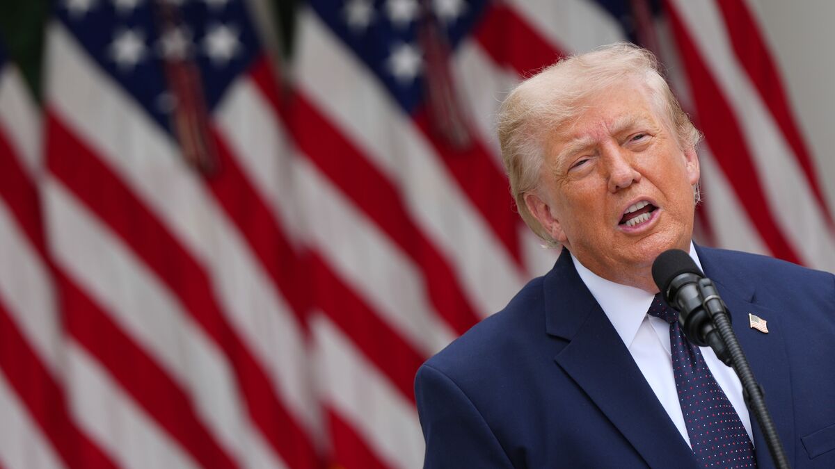 Trump warns of communist threat as Democratic left gains ground in US cities