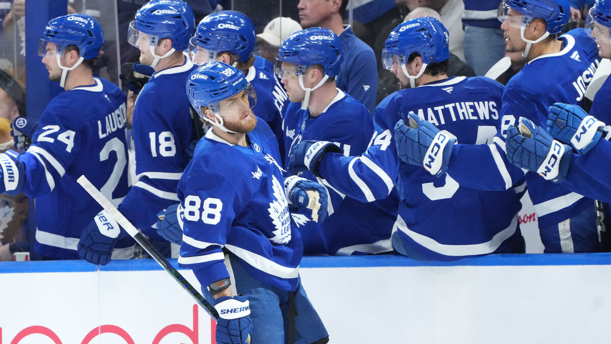 Nylander injured after Toronto's go-ahead goal