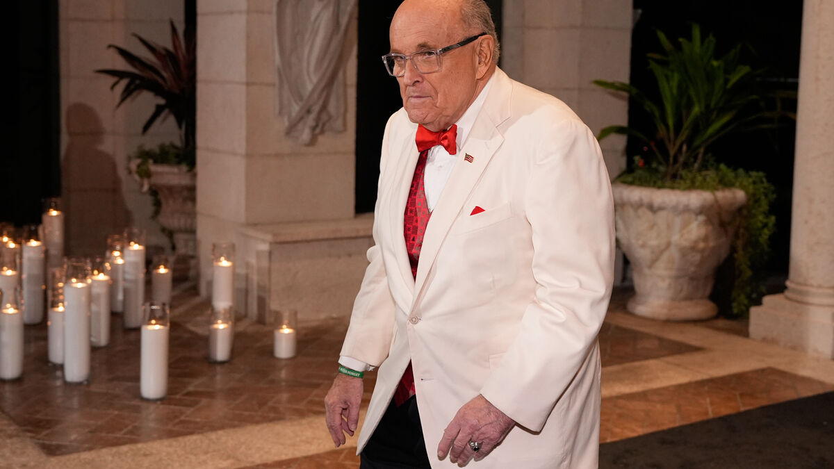 Former New York Mayor Giuliani Hospitalized in Critical Condition