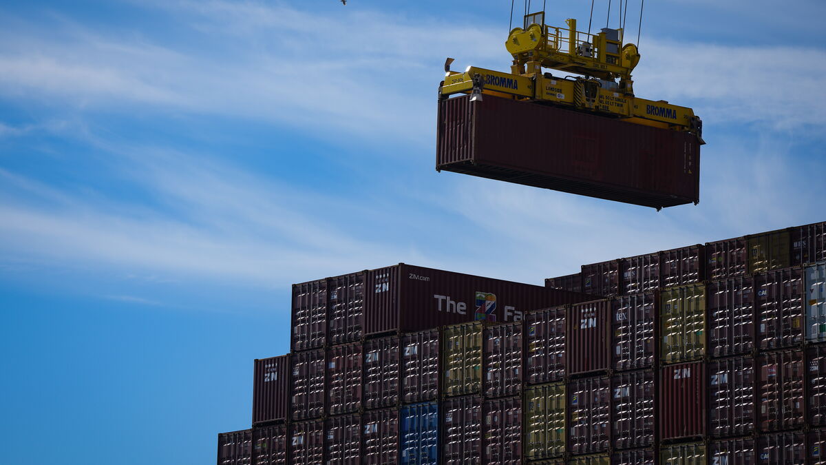Swedish export companies less optimistic in third quarter, survey shows