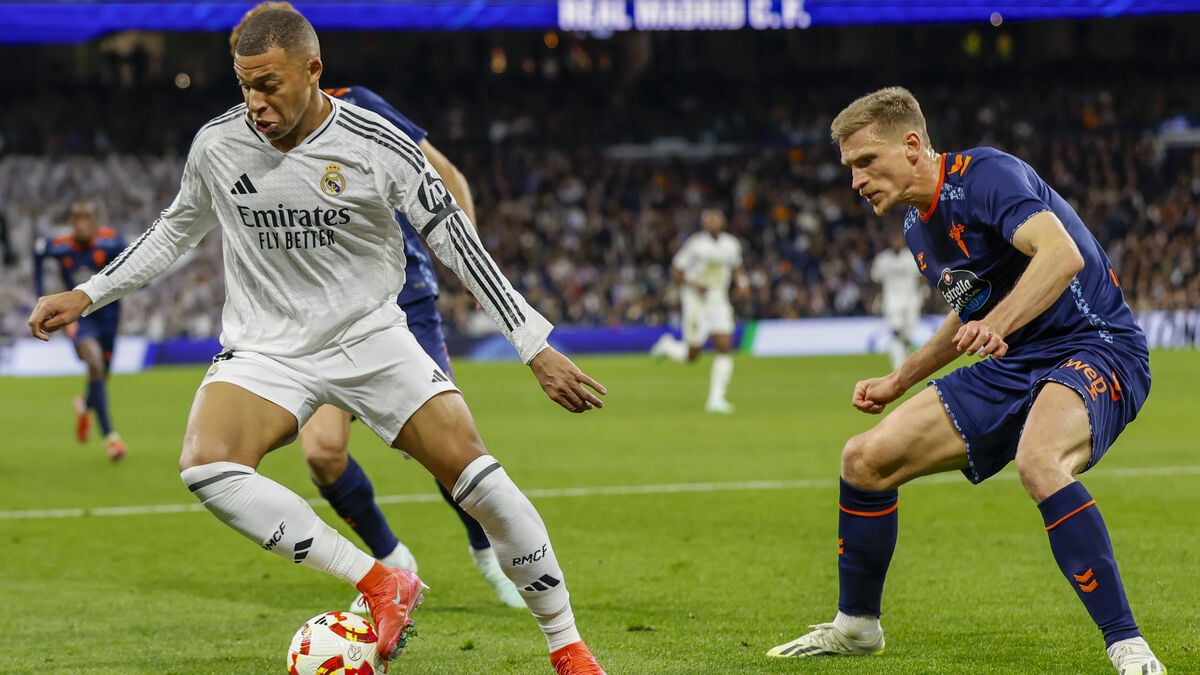 Carl Starfelt says he knows how to stop Kylian Mbappé ahead of Sweden-France clash