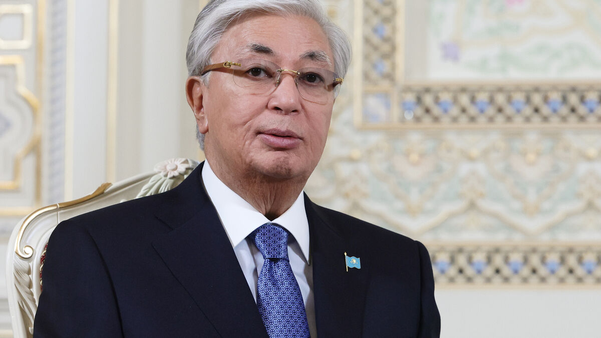 Kazakhstan's president signs alliance with