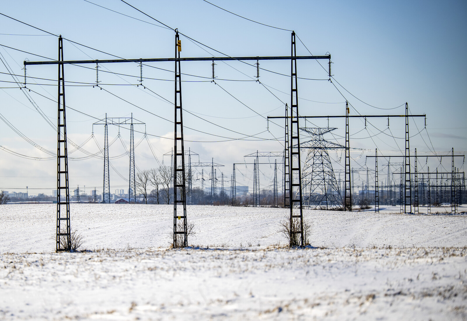 Electricity in southern Sweden 167