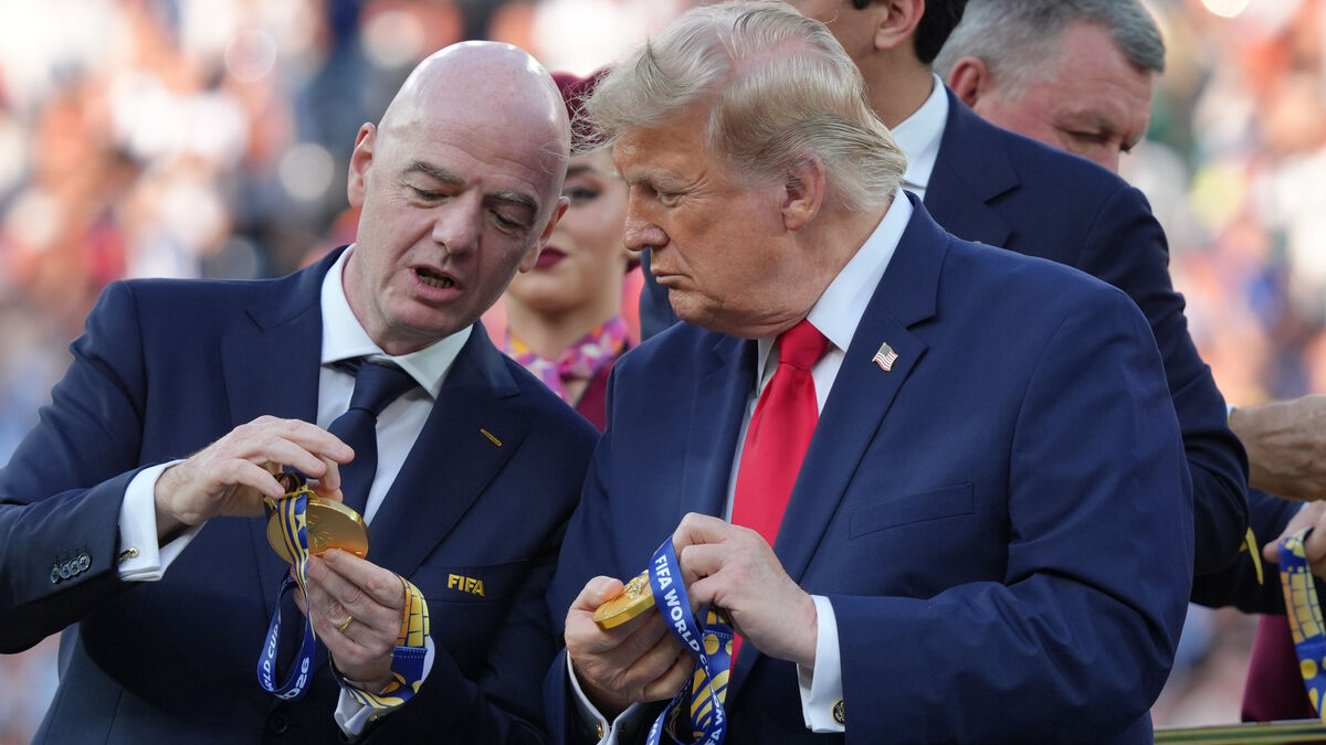 Wales withdraws support for Infantino’s FIFA re-election bid