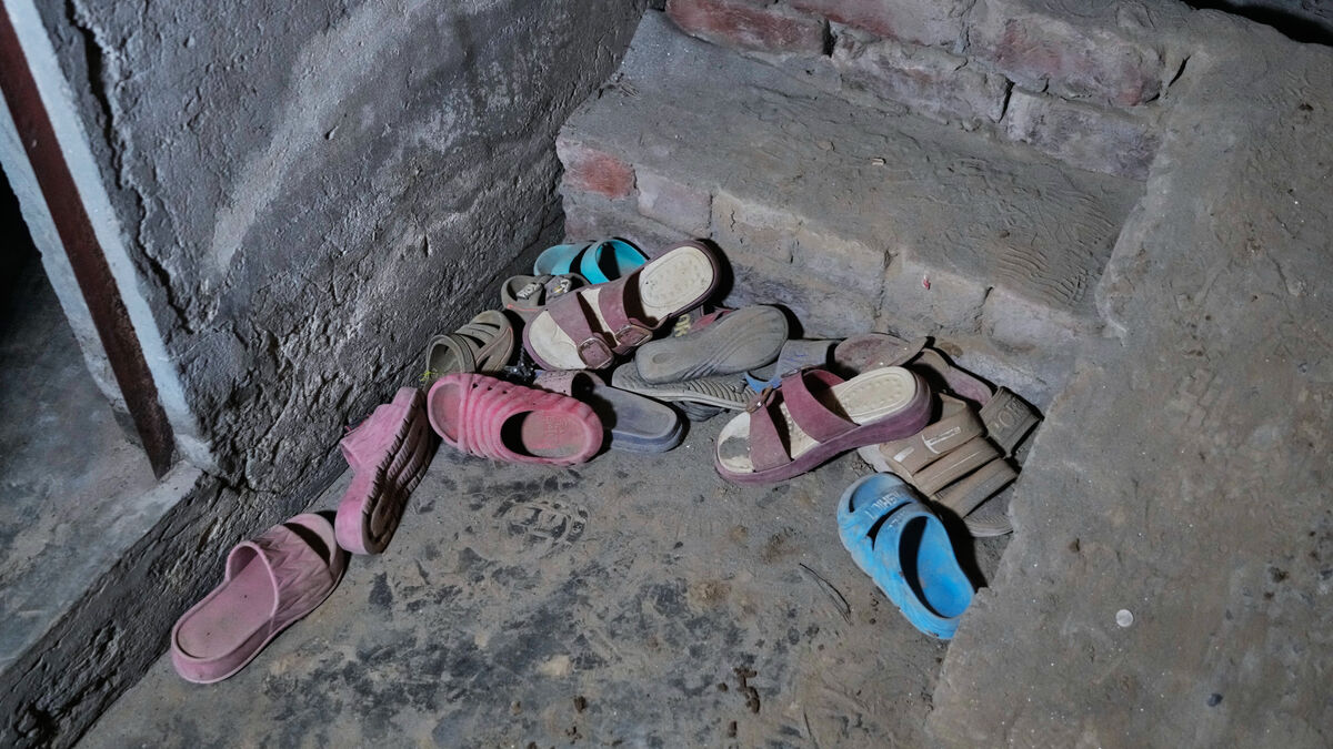 At least 14 children killed in school roof collapse in Pakistan's Lahore