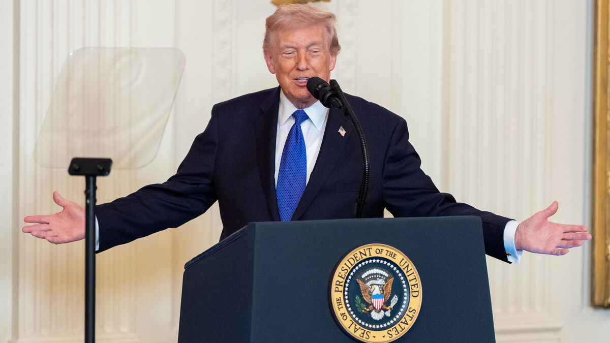 Trump accepts invitation to White