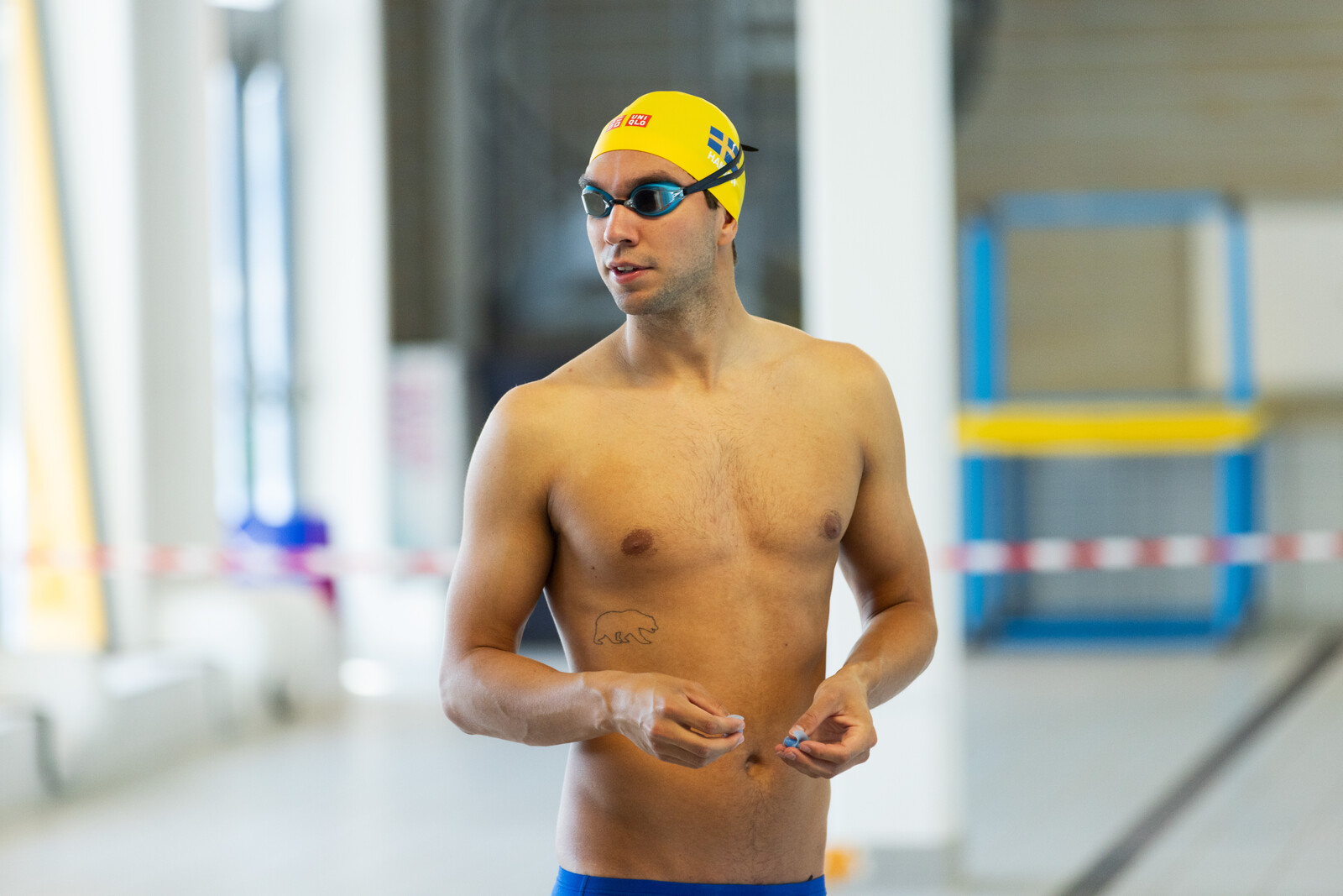 Robin Hanson Breaks Swedish 200m