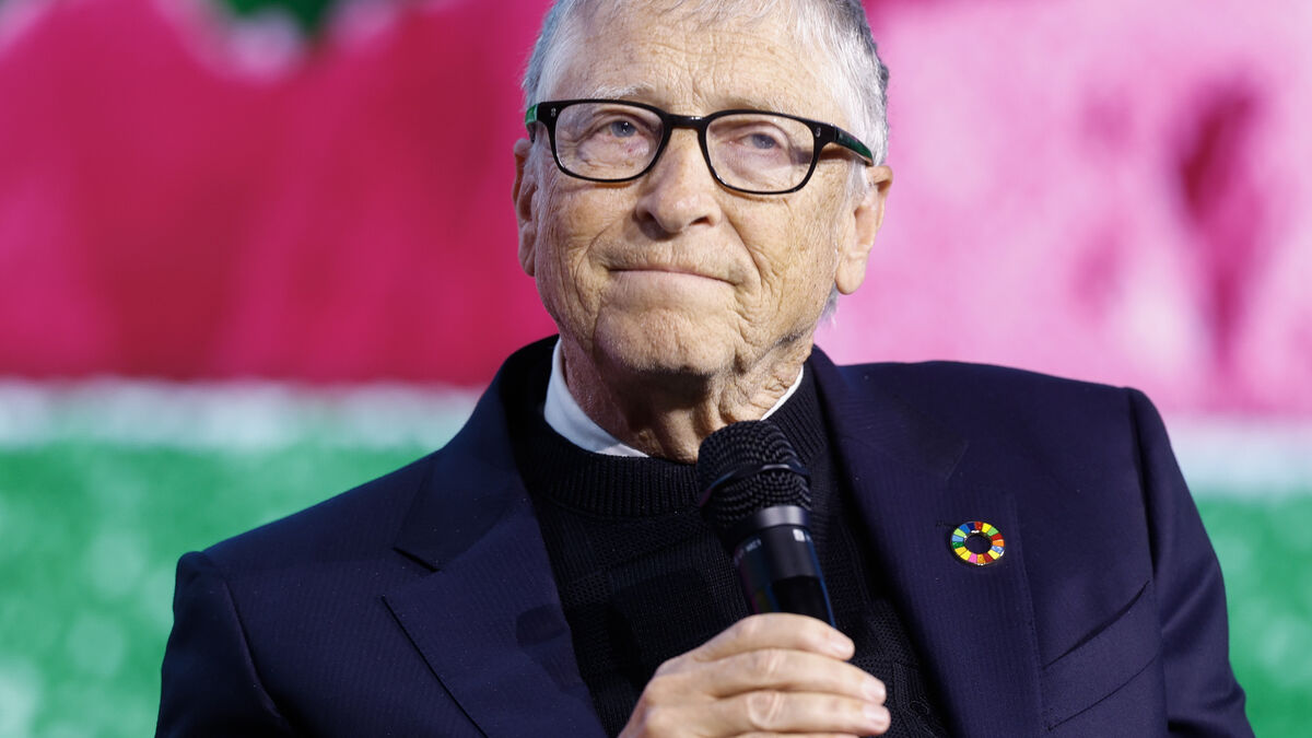 Bill Gates warns AI could