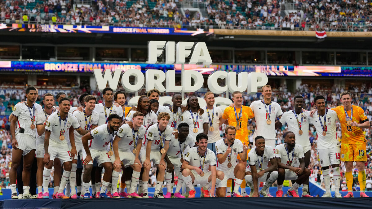 England win World Cup bronze after 6-4 thriller against France