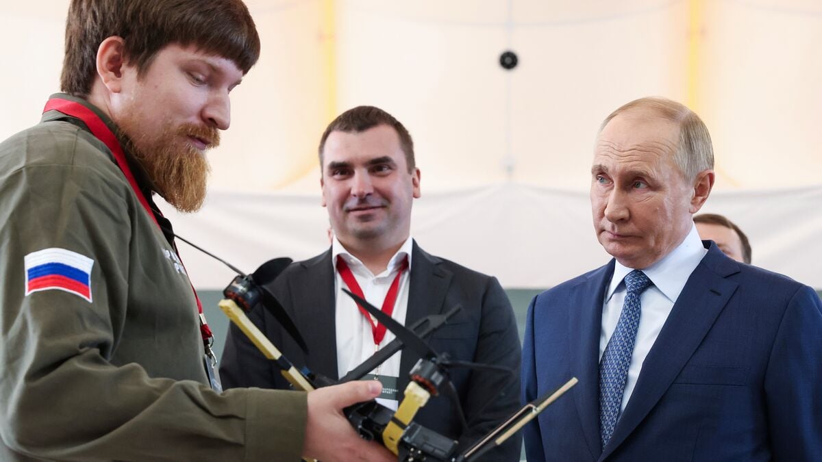 Russian drone factory CEO seriously injured in car explosion near Yekaterinburg
