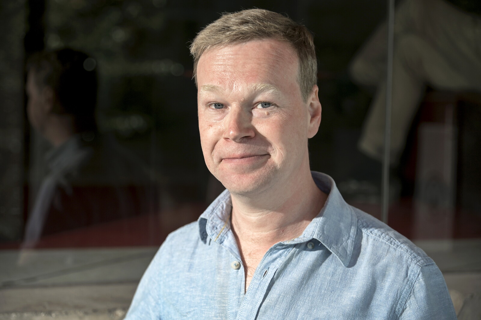 Johan Glans Joins "Swedish Revue"
