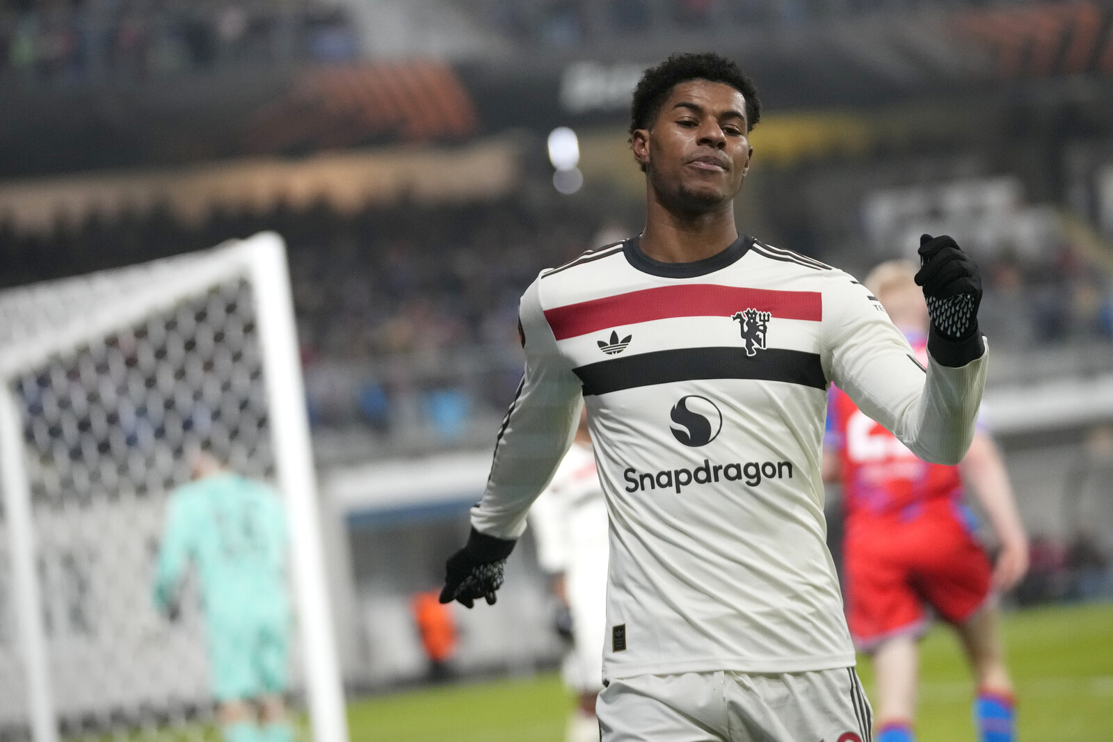 Amorim's pick: "I'd rather take out the goalkeeper coach"