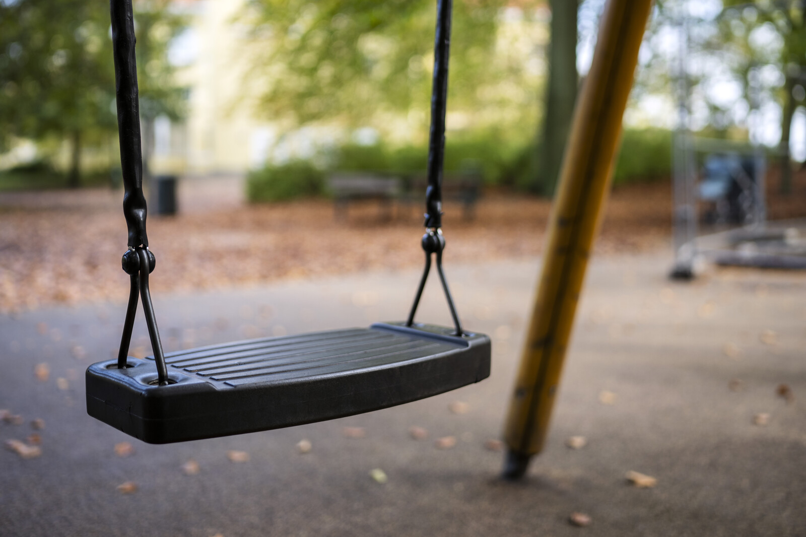 Fathers are granted custody despite sexual offenses against children