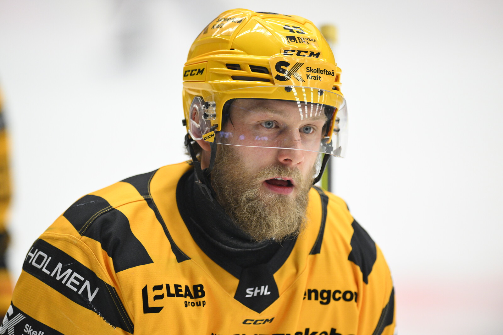 Oscar Möller Joins TV4 as SHL Expert After Overcoming Burnout