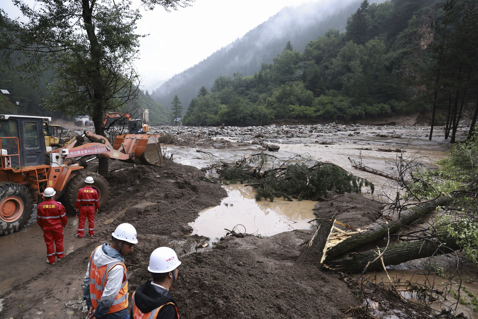 Sudden Floods in China Leave