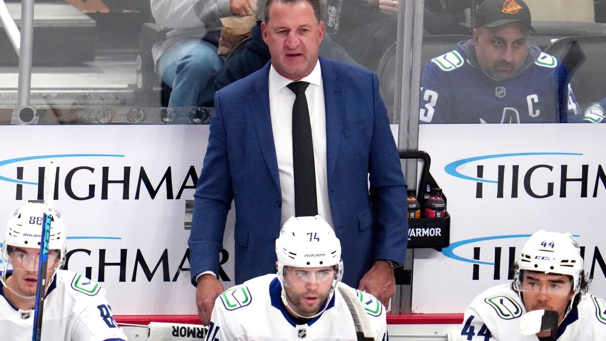 Vancouver Canucks fire coach Adam Foote after one season