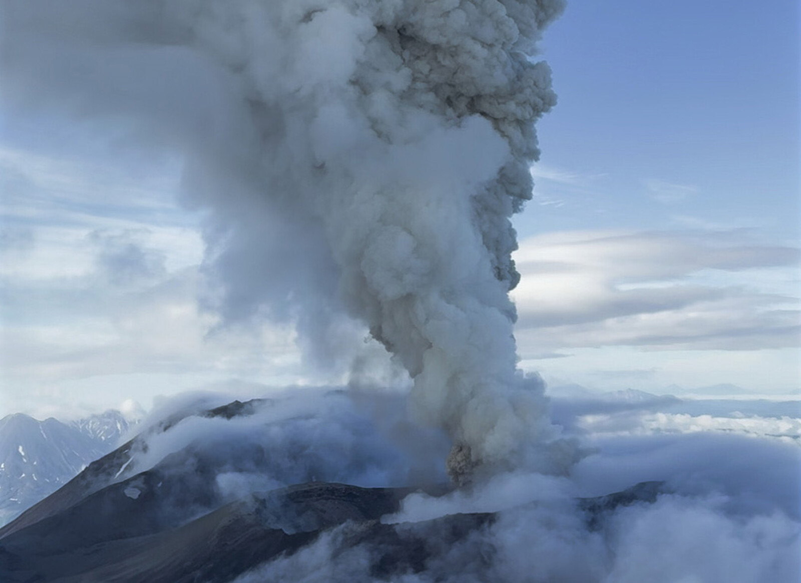 Russian Kamchatka Volcano Erupts After