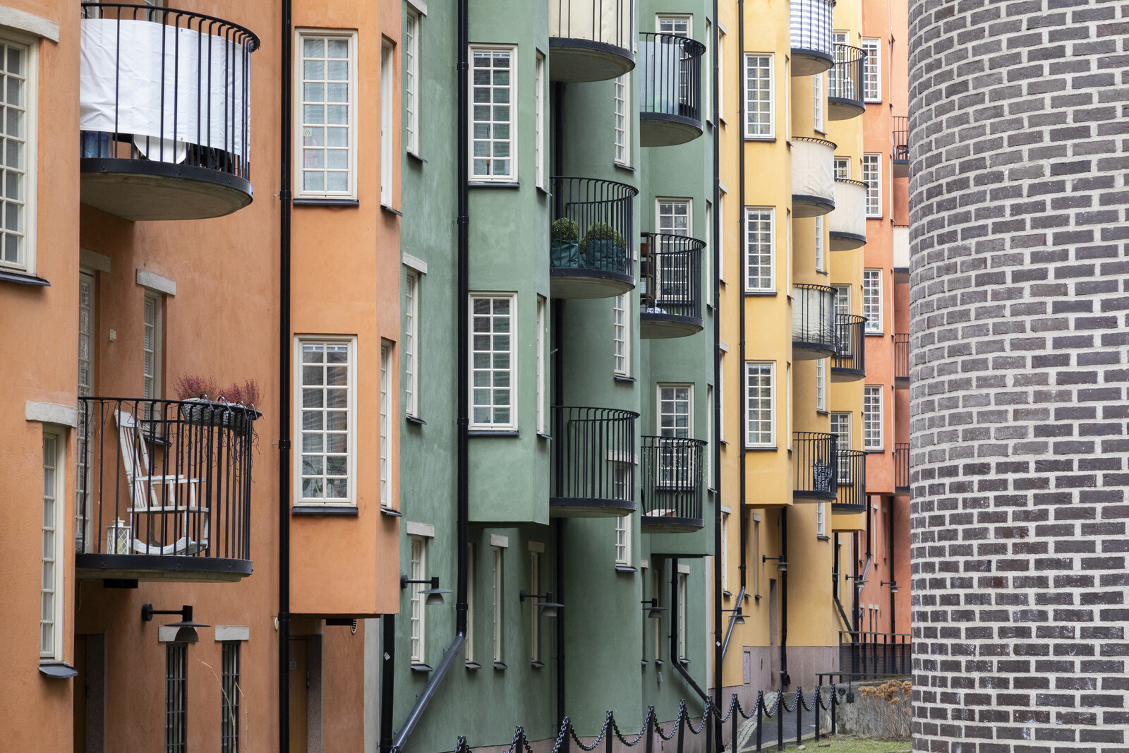 Housing Prices Continue to Decline with No Turnaround Expected