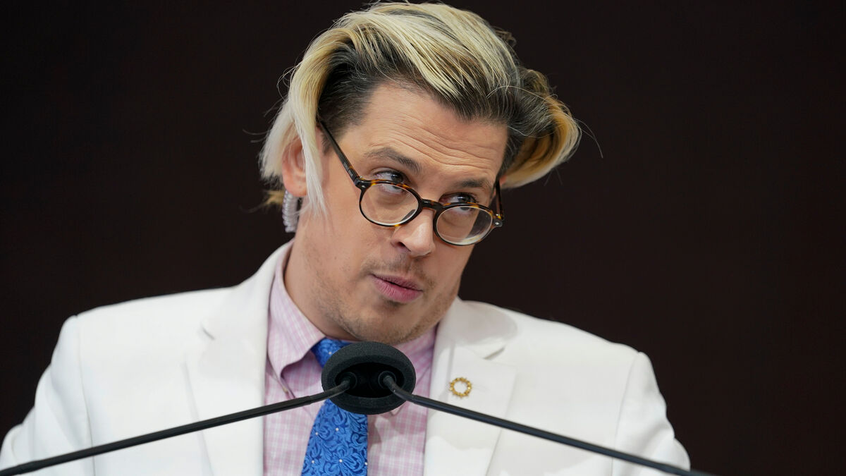 Milo Yiannopoulos says he is