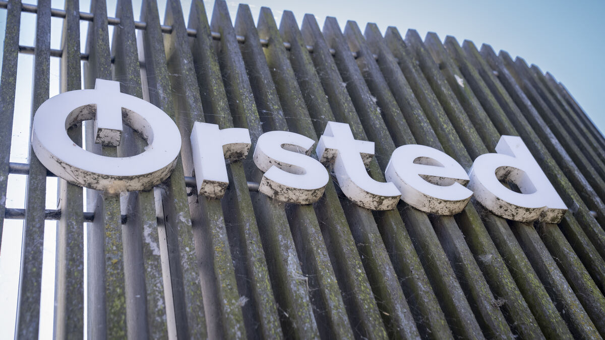 Ørsted sells onshore wind farms