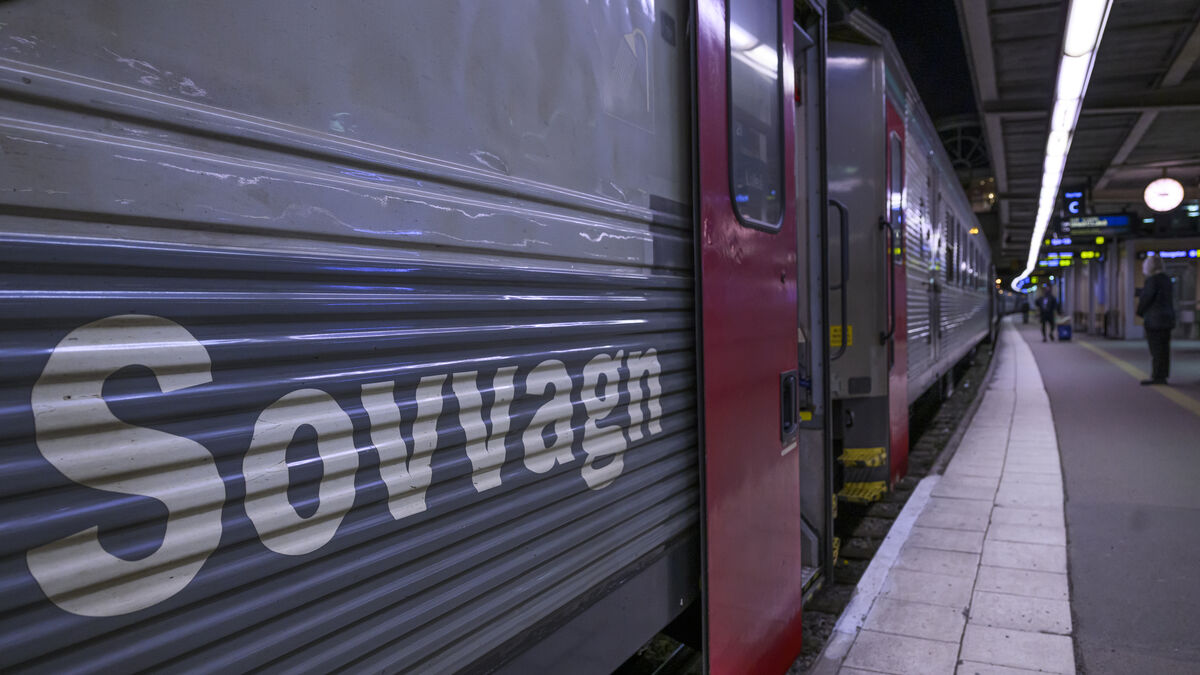 SJ notifies staff after night