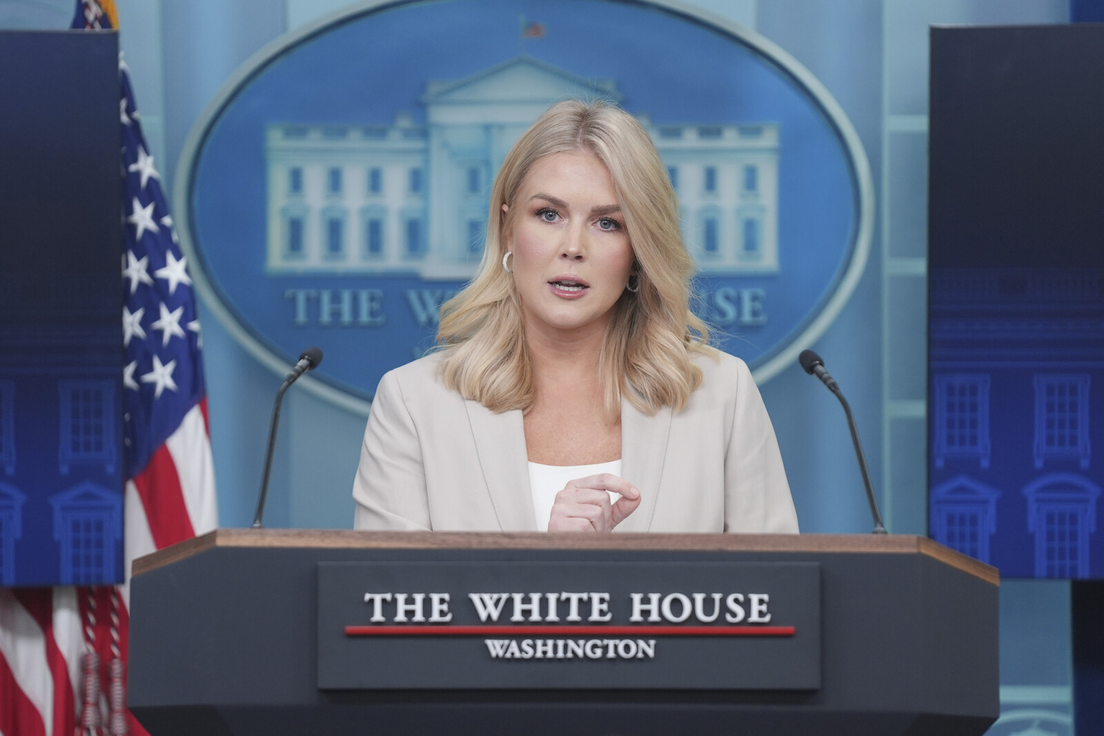 White House Dismisses Reports of