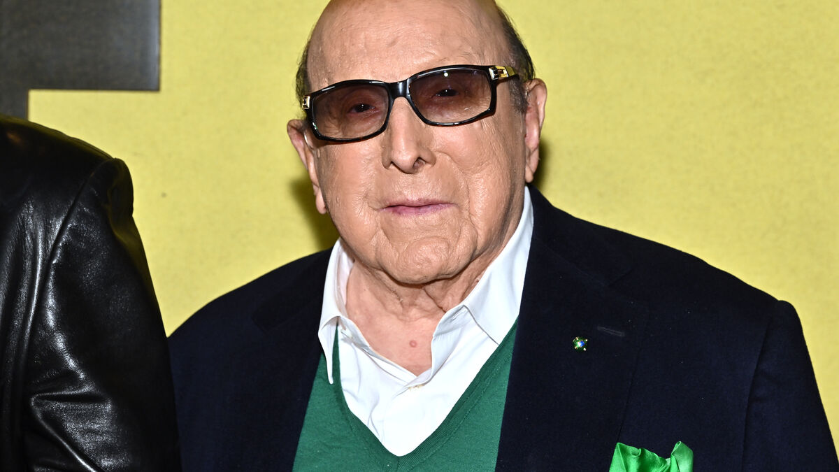 Music producer Clive Davis dies at 94