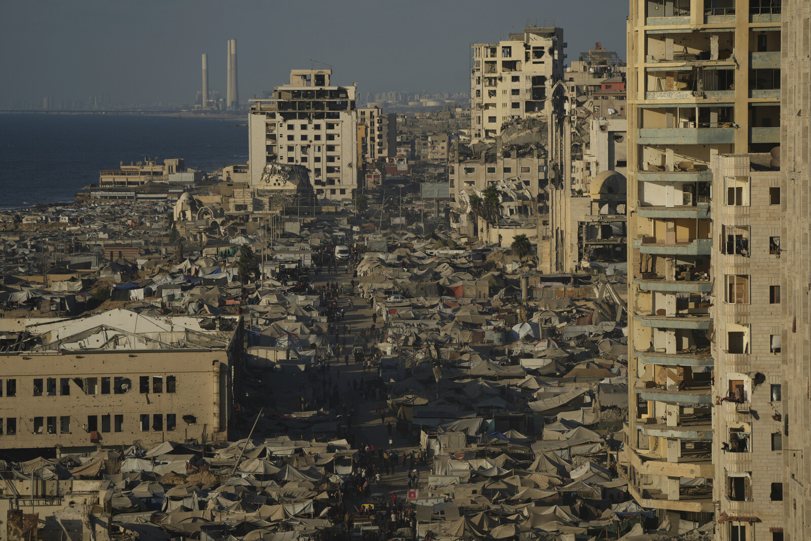 Israeli Military Targets Gaza High-Rises