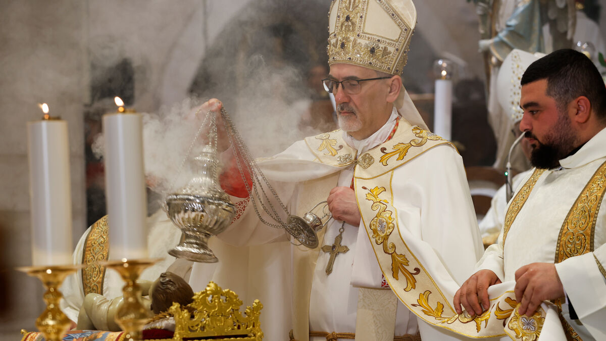 Israel blocks patriarch, top leaders furious
