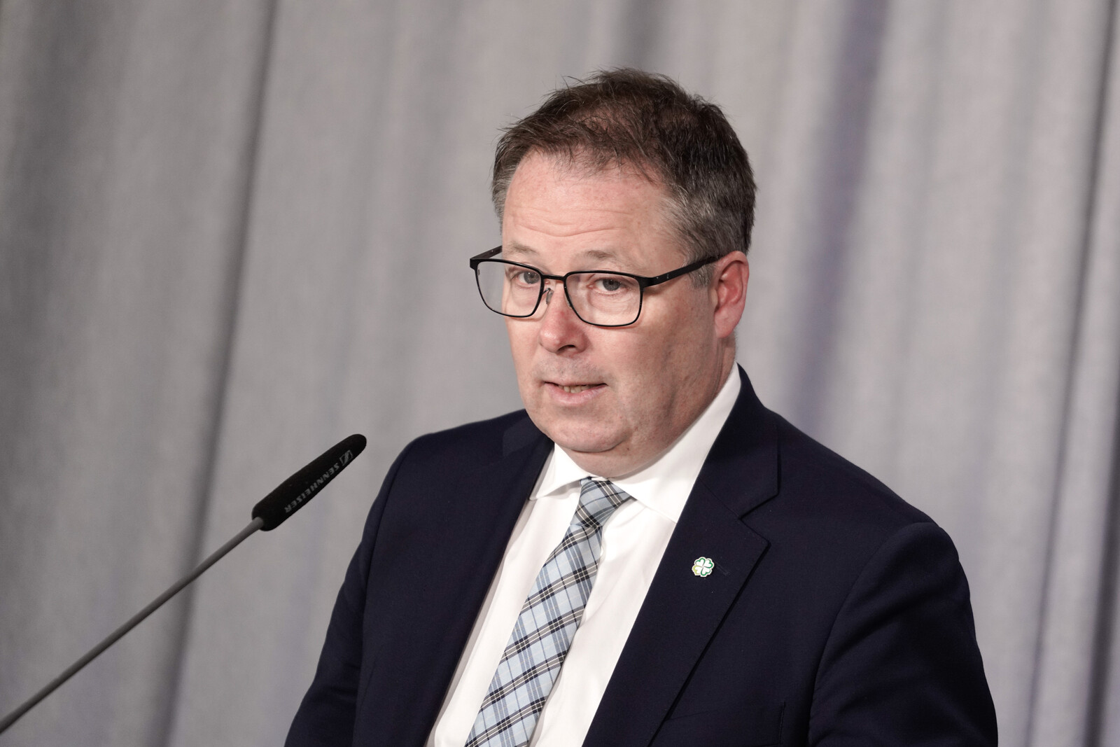 Norway sends soldiers and fighter jets to Poland