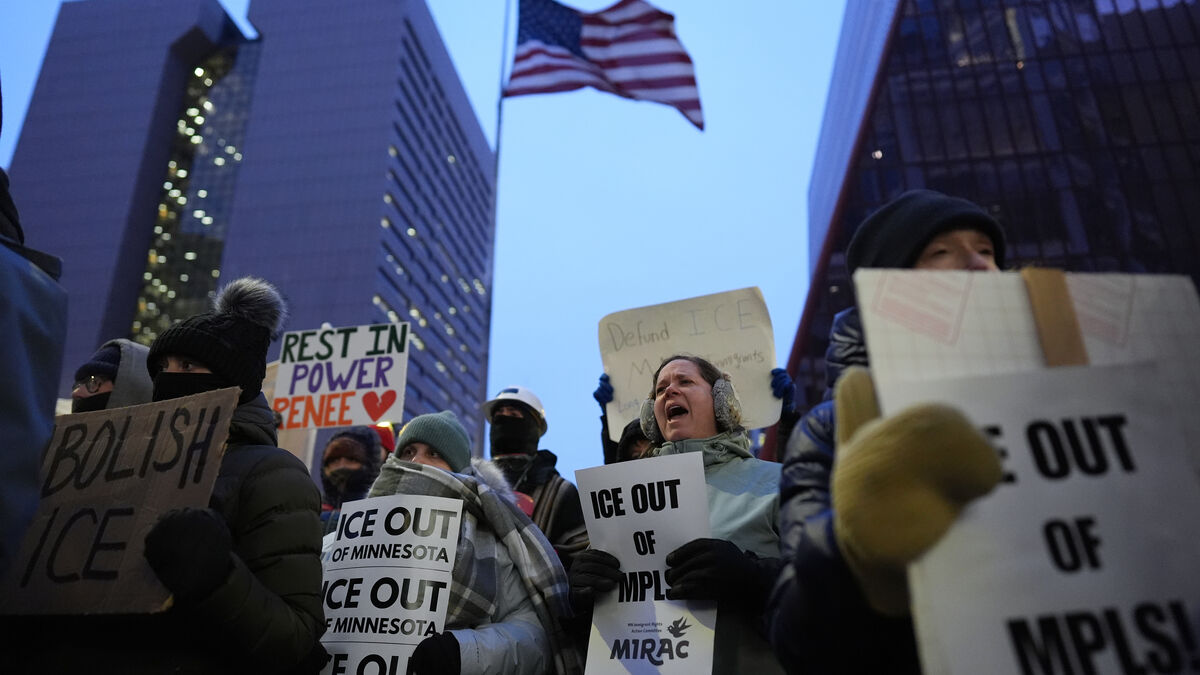Judge: ICE chief must appear