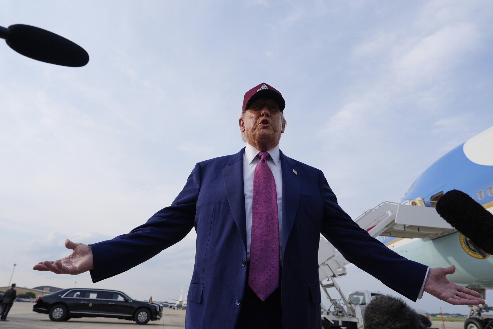 Trump: US-China Relationship Thriving Amid