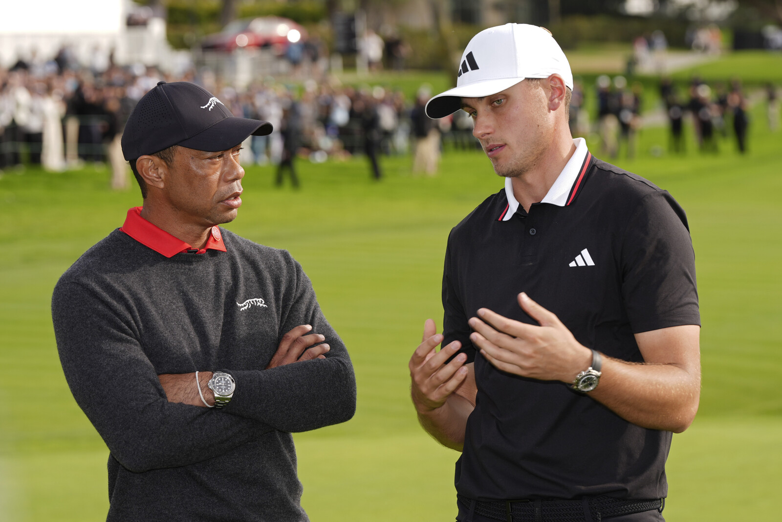 Åberg on the picture with Tiger: "Heart in the phone"