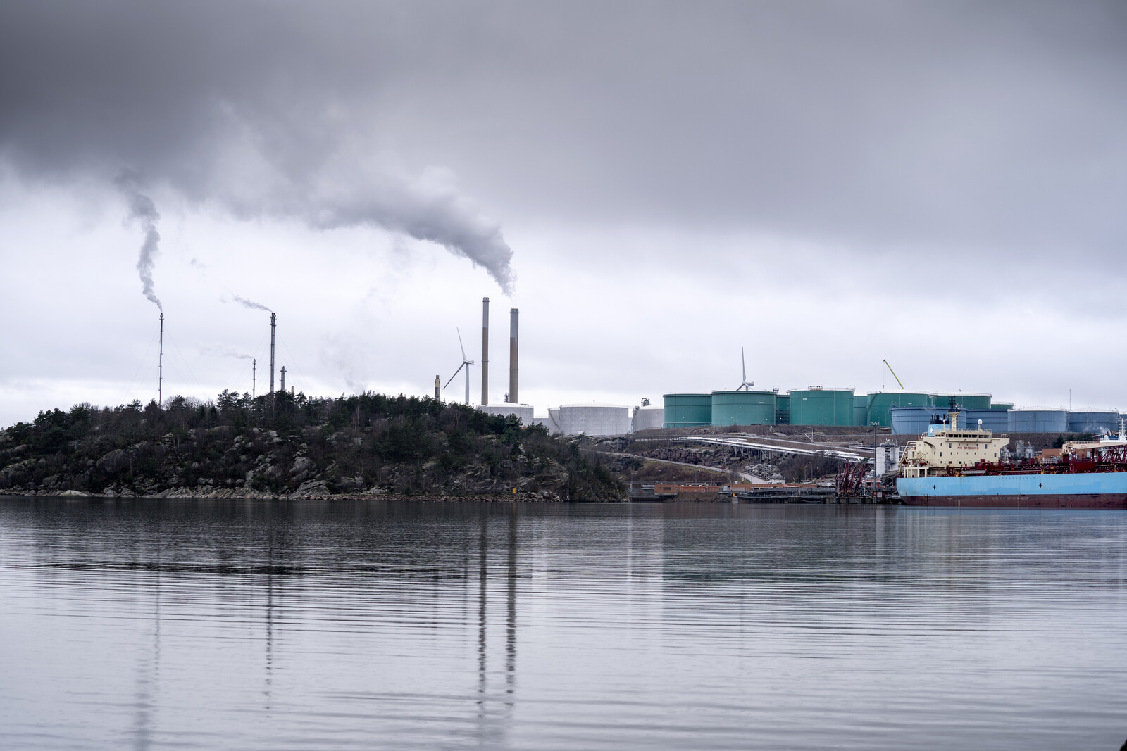 Restart of diesel refinery delayed