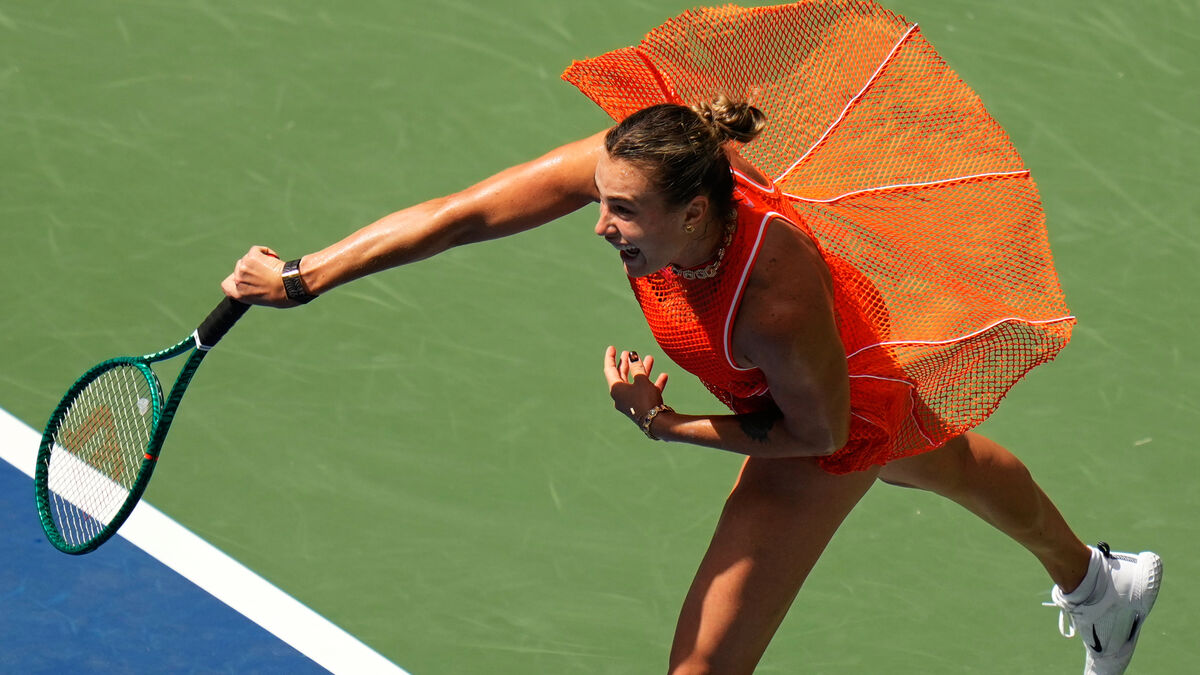 US Open: Sabalenka and Alcaraz cruise into second round
