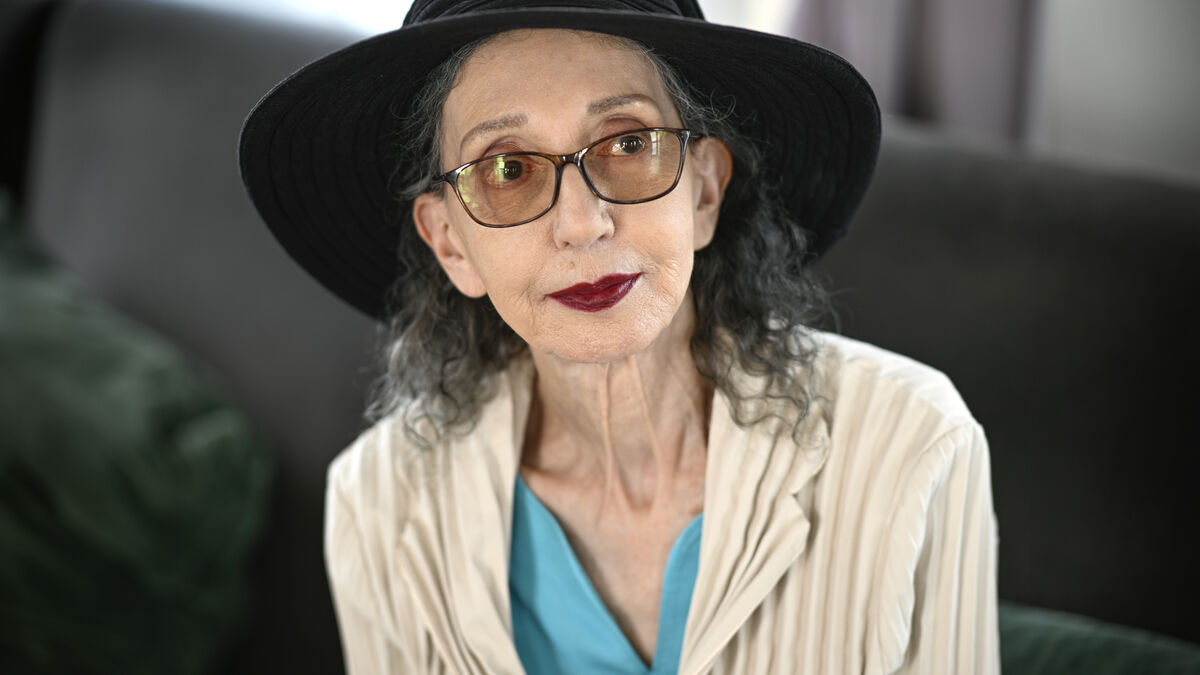 Joyce Carol Oates defends Christopher Nolan after Emily Wilson criticizes The Odyssey script
