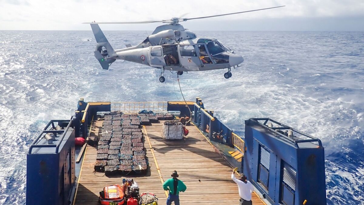French Navy seizes nearly five