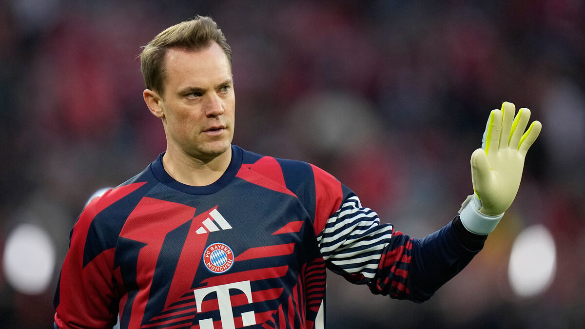 40-year-old veteran Manuel Neuer is back, selected for the World Cup