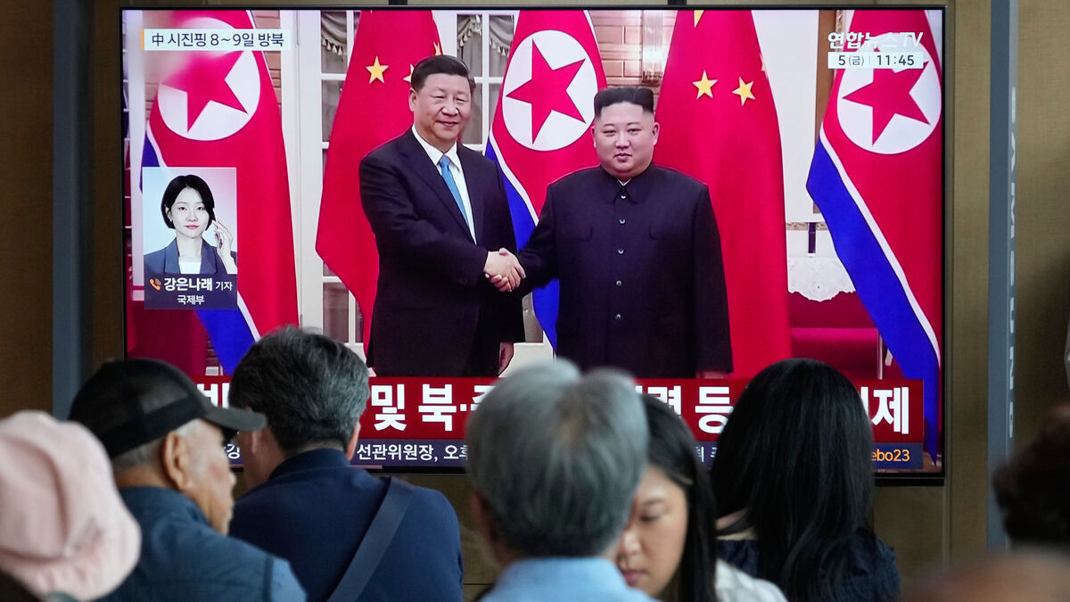 Lavish welcome for Xi in