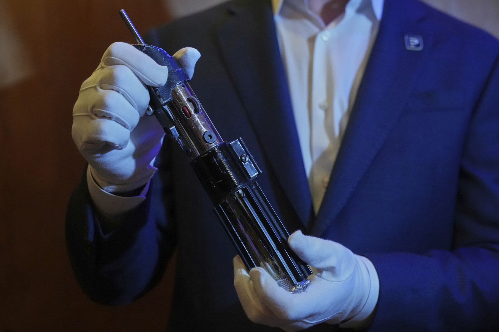 Darth Vader's Lightsaber Auctioned for Over 34 Million Kronor