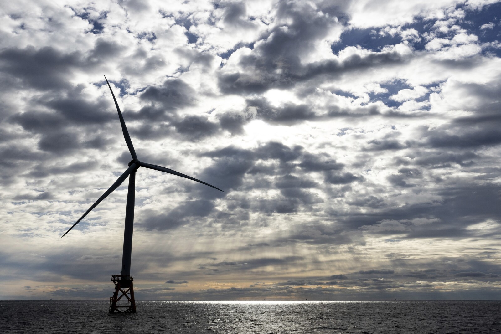 Trump's Eight Strategies to Challenge Wind Power Expansion