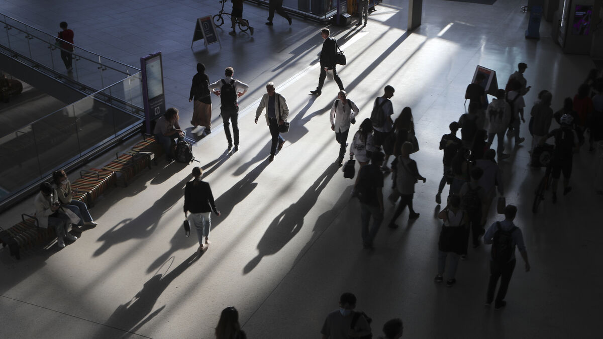 British unemployment rises amid growing