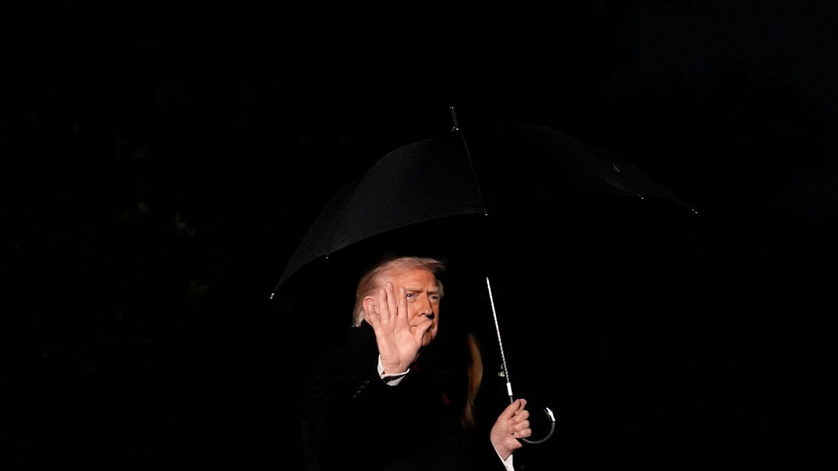 Trump backs off deadline for peace plan announcement
